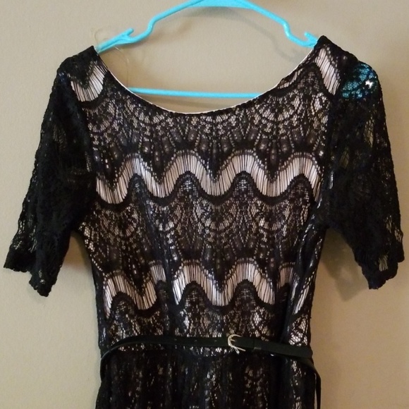 Rewind Juniors Dress - Picture 2 of 4